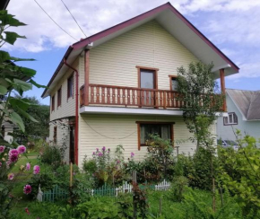 Файна хата, Verkhovyna